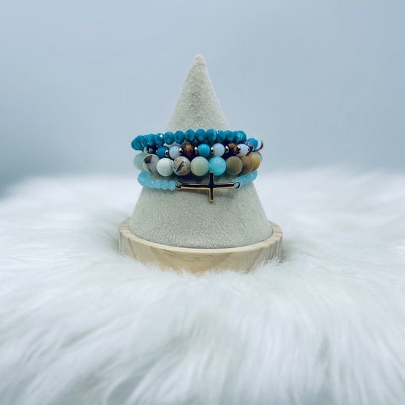 Stainless Steel Cross beaded Arm Candy  Bracelet -  Blue theme - Picture 7 of 7